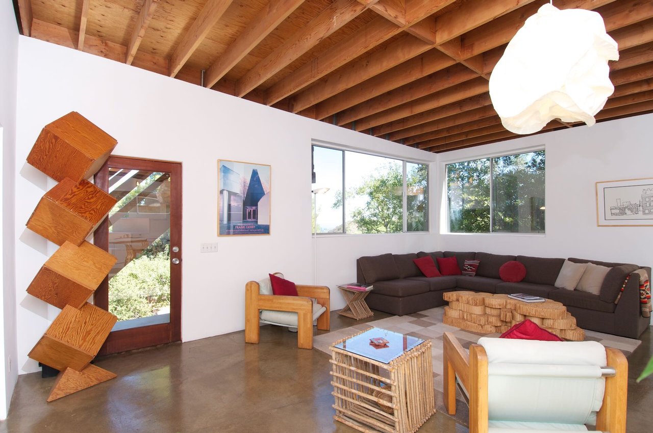 23685 CLOVER Trail