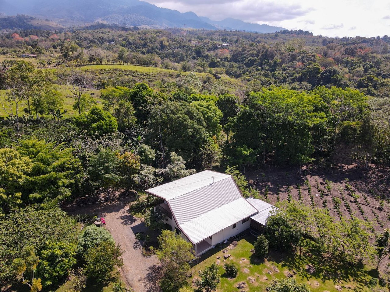 Creekfront Country Acreage Home, Perez Zeledon, San Jose