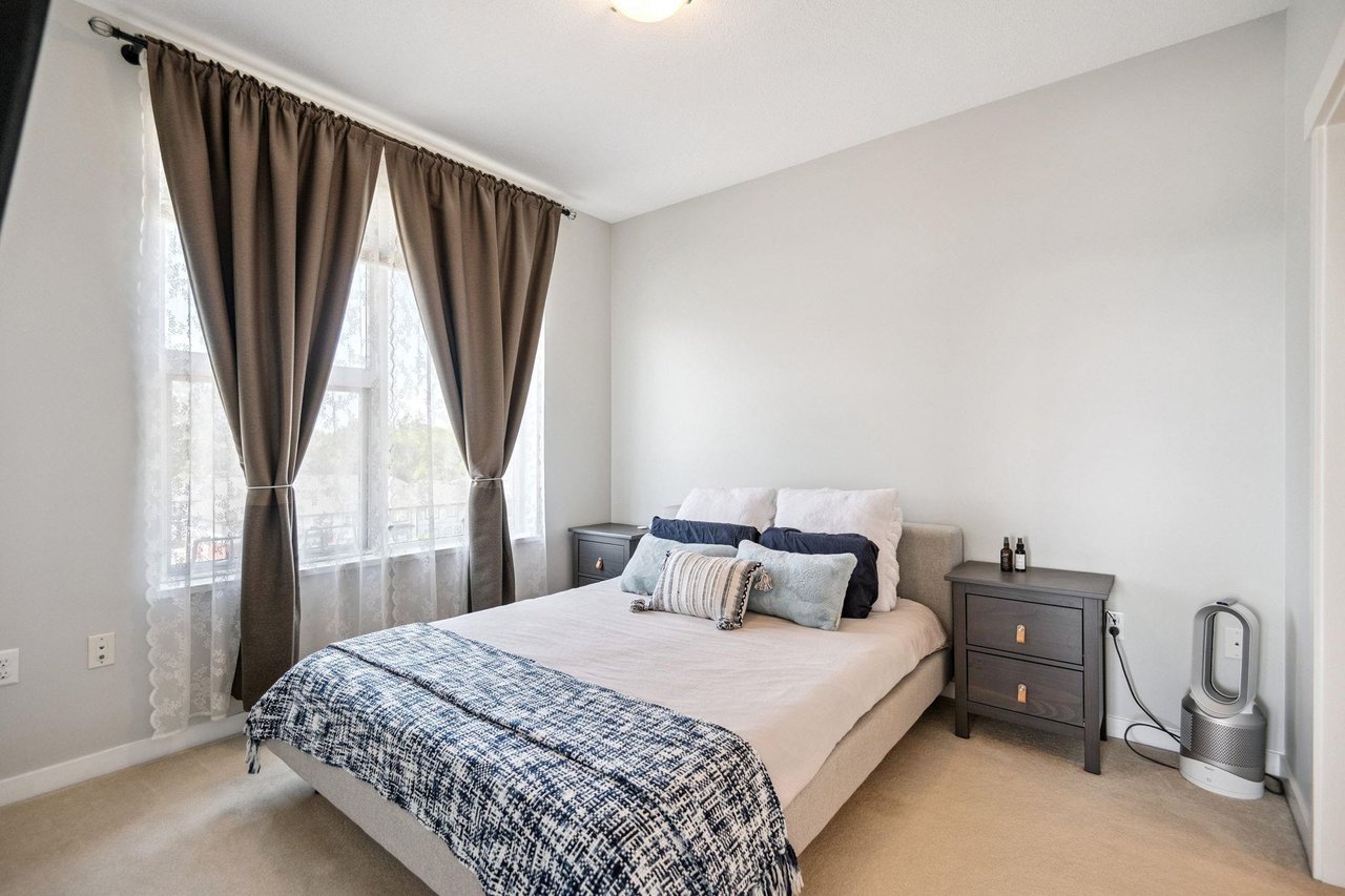 523-9311 Alexandra Rd