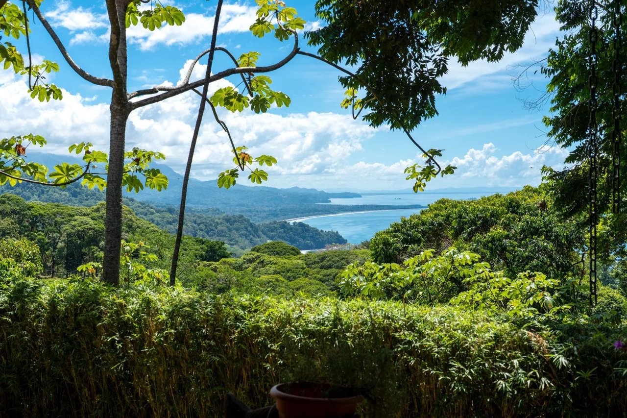 Private Oceanview Jungle Estate, Dominical, Puntarenas