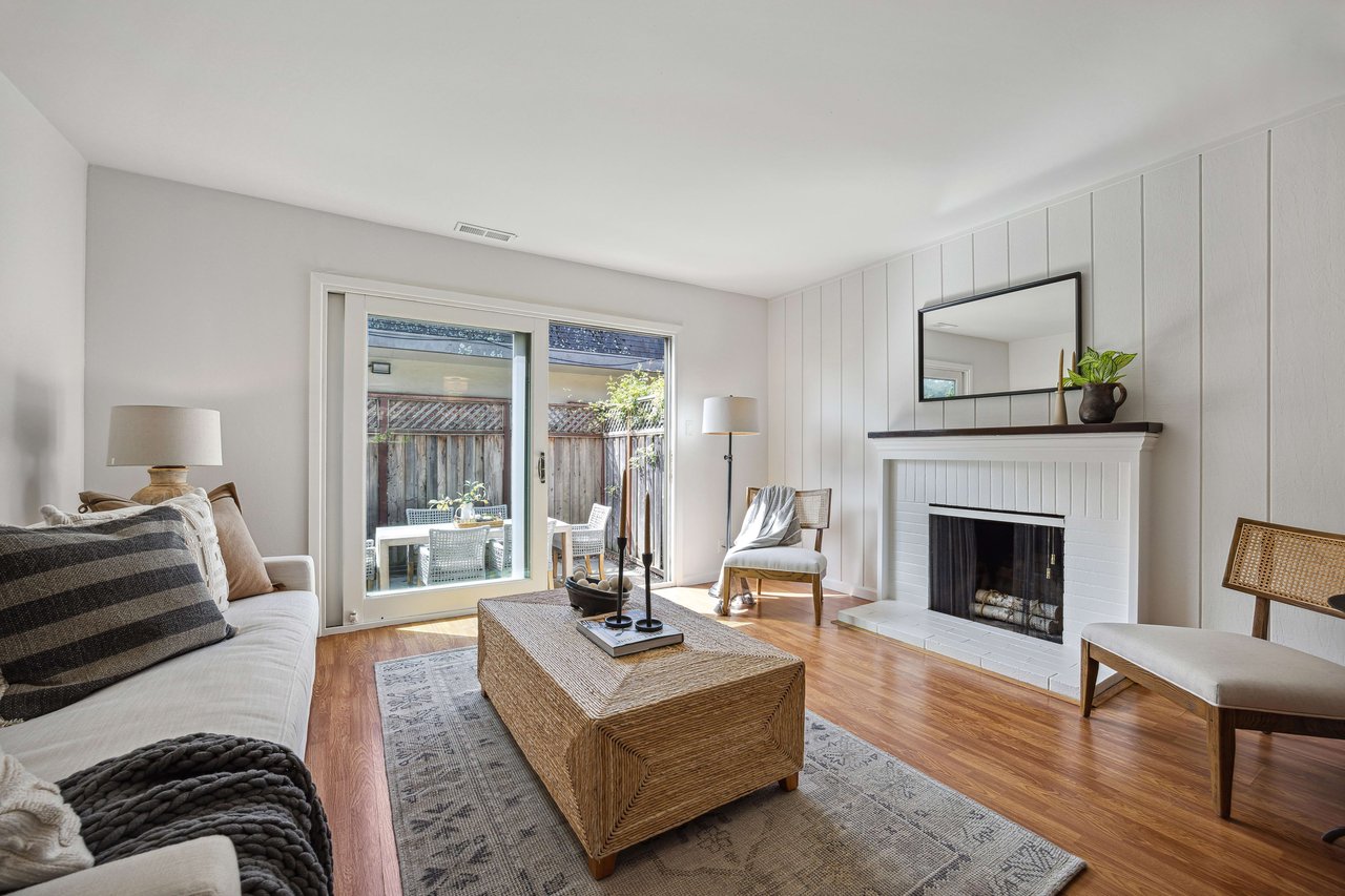 Sunny Townhome in Corte Madera
