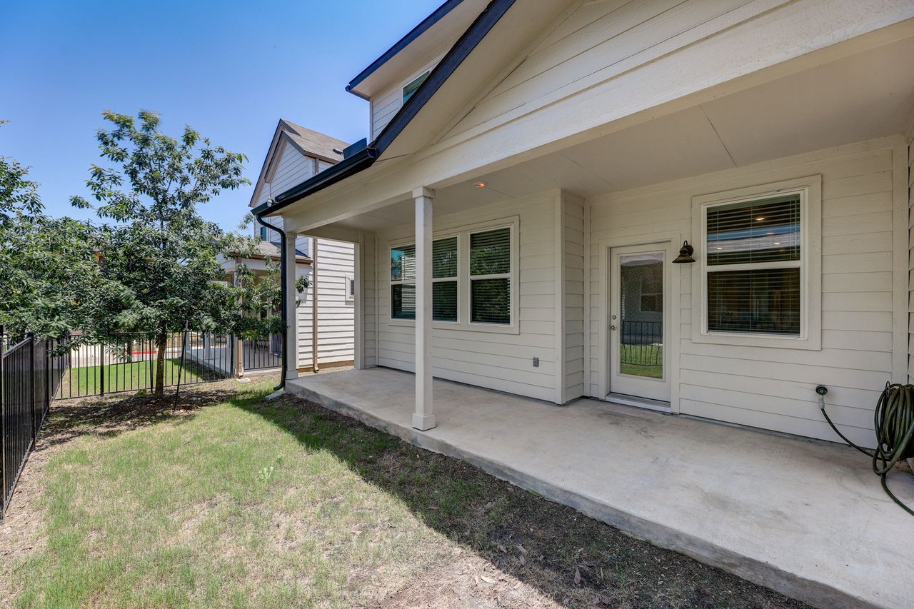 Stunning 2021 Meritage Home in Easton Park with FREE Solar Panels! Better Priced Than New Builds and Move-In Ready!
