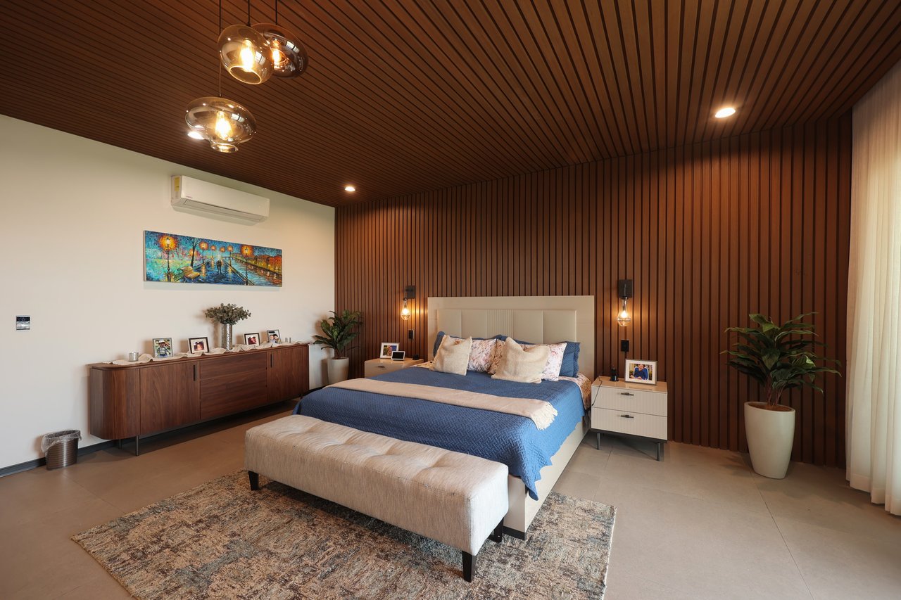 Panoramic City View Estate Home, Escazu, San Jose