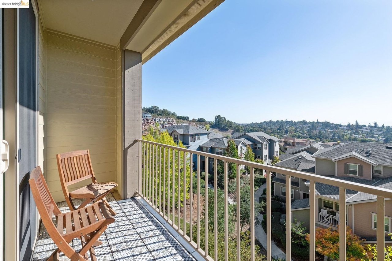 6445 Blue Rock Ct Oakland, CA, 94605