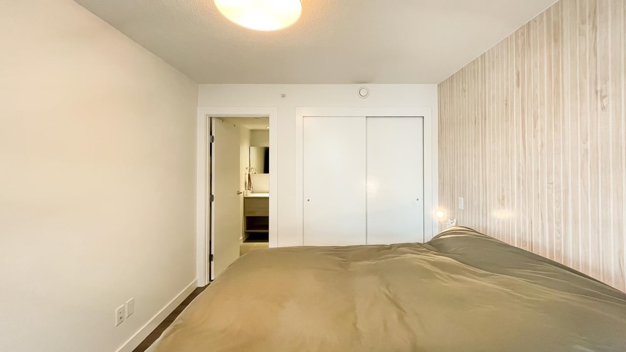 809-988 Quayside Drive, New Westminster