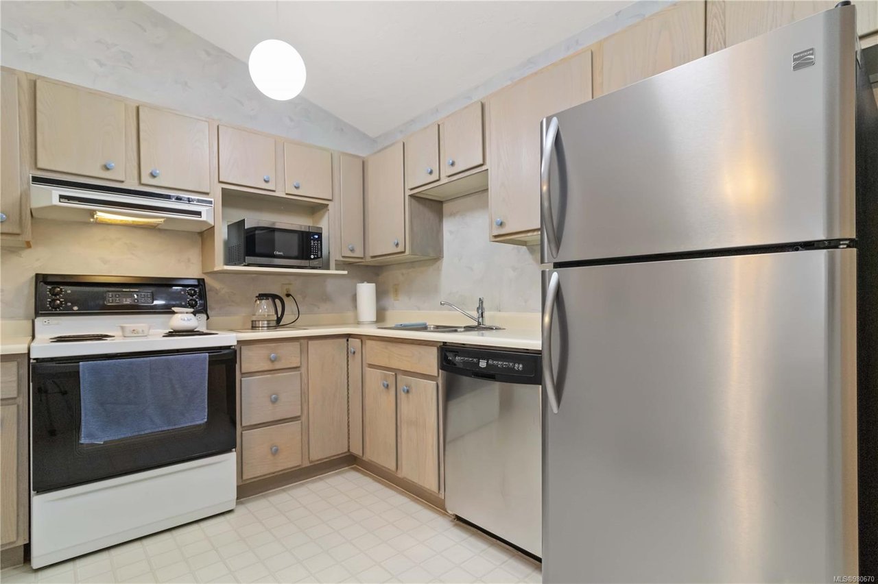 2-2600 Ferguson Rd