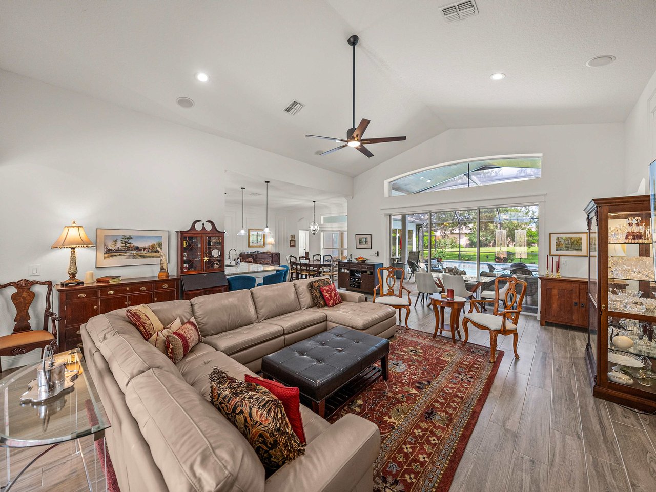 13228 THOROUGHBRED DR