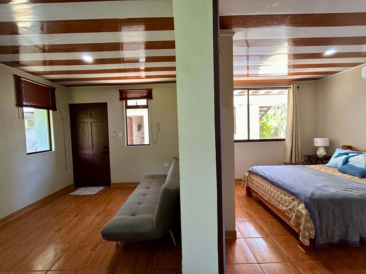 8-Unit Apartment in Bahía, Walking distance to the Beach