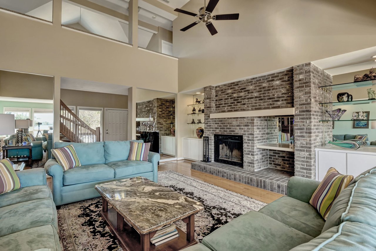 241 Chimney Lane
