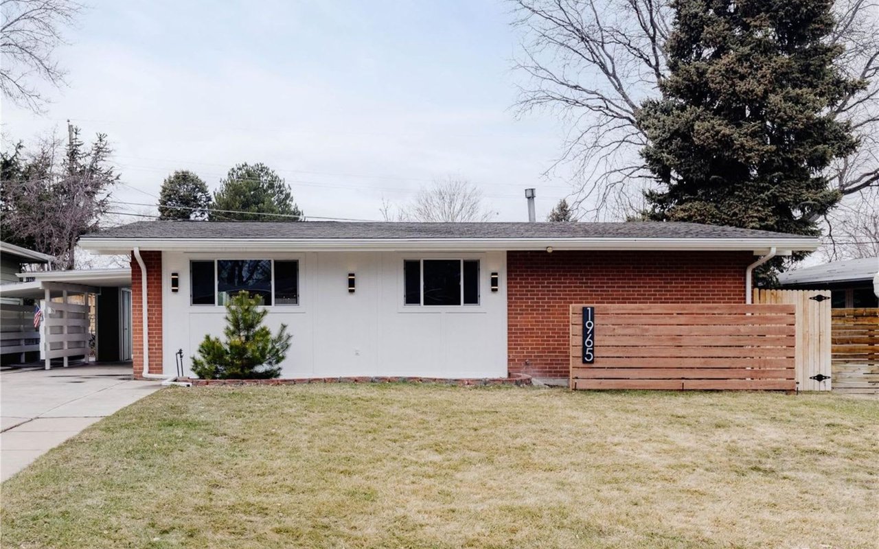 Modern Listing of the Day (March 24, 2022)