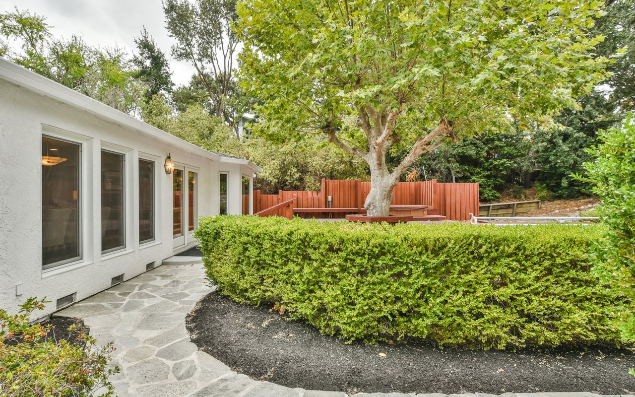 256 Gerry Ct