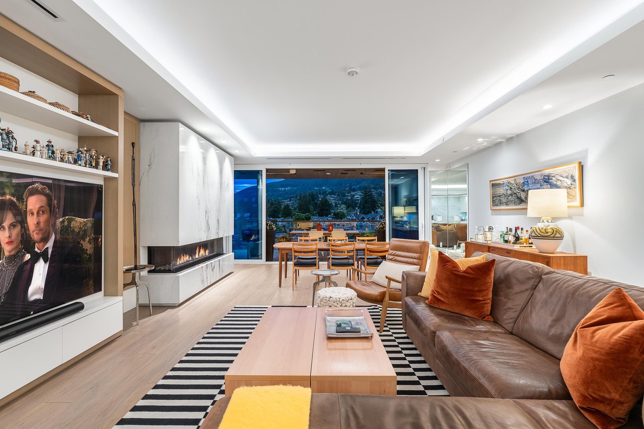 503-2289 Bellevue Ave