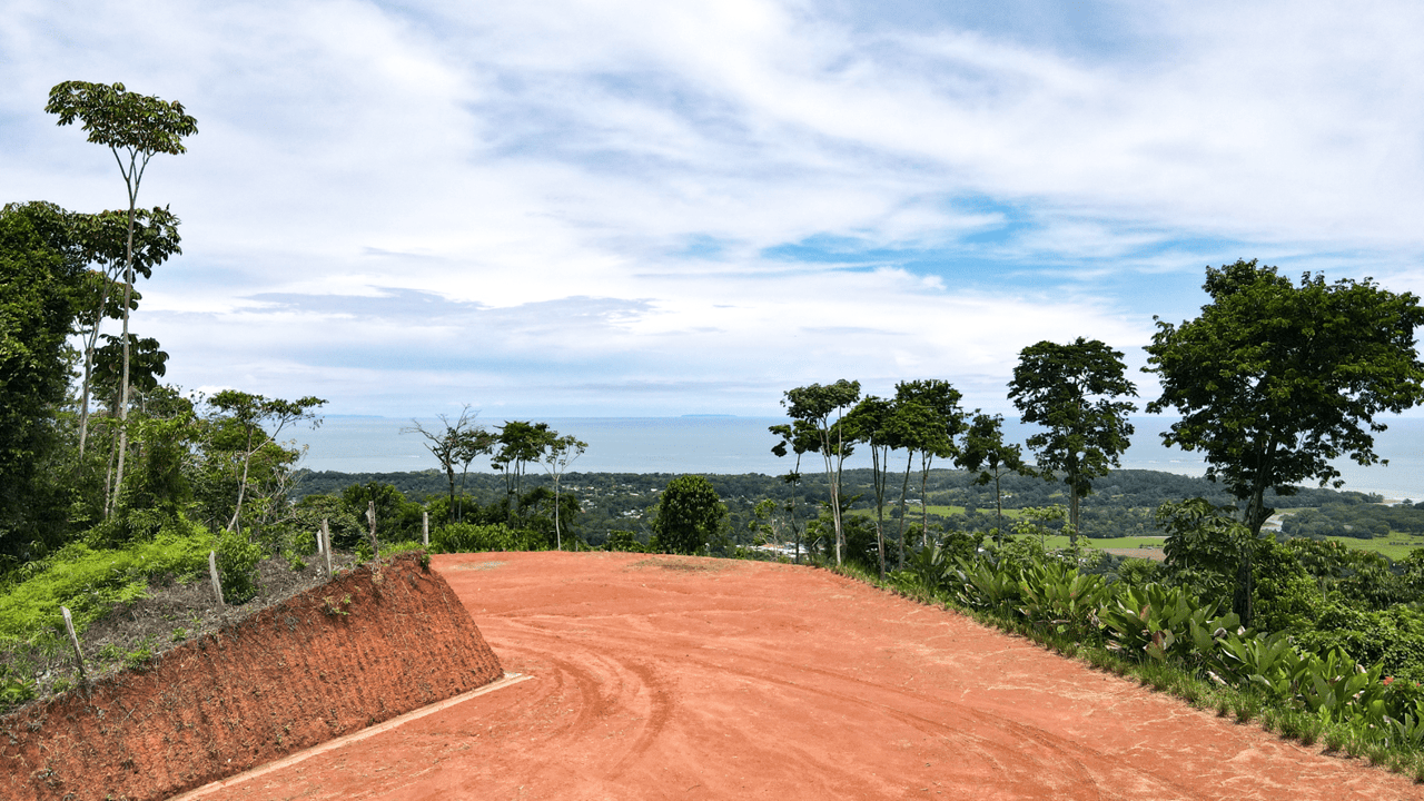 Front Ridge Land with Epic Ocean and Whale Tail Views