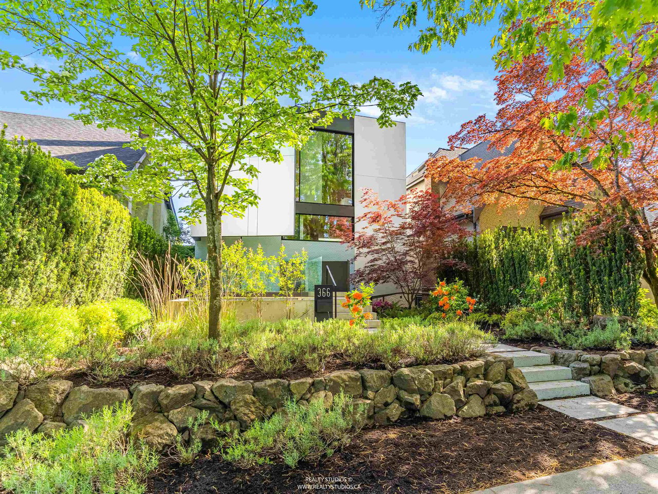 366 W 22nd Ave