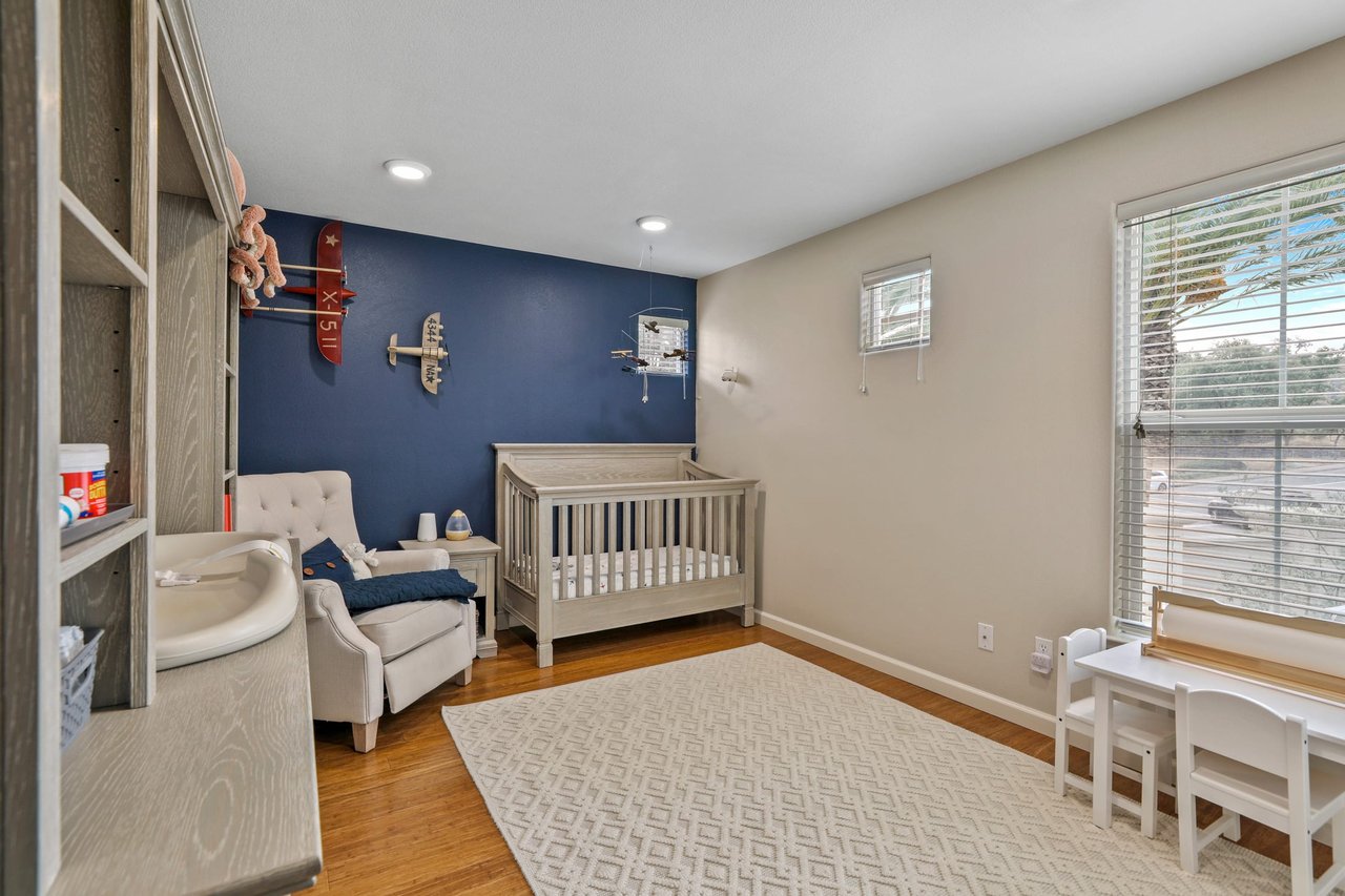54 Arnold Dr