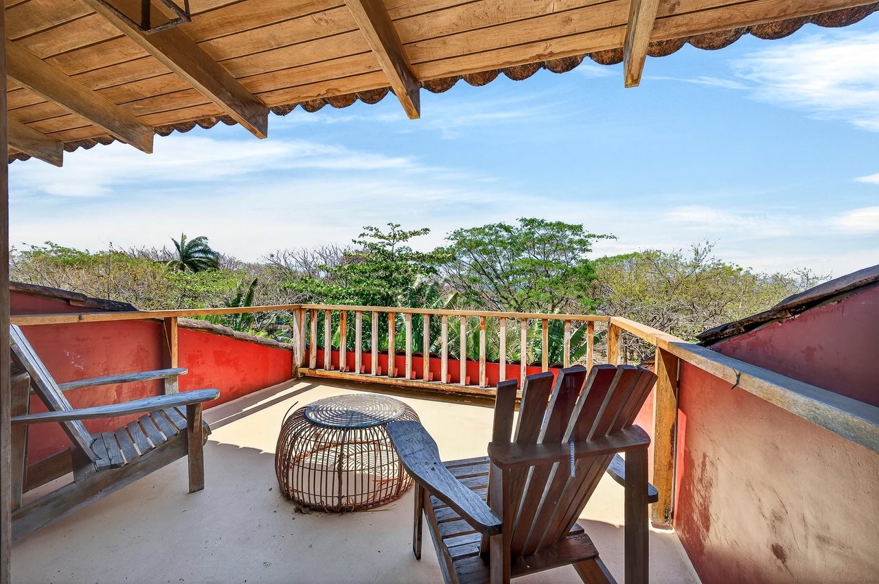Modern Home in Beachfront Gated Community, Tamarindo, Guanacaste