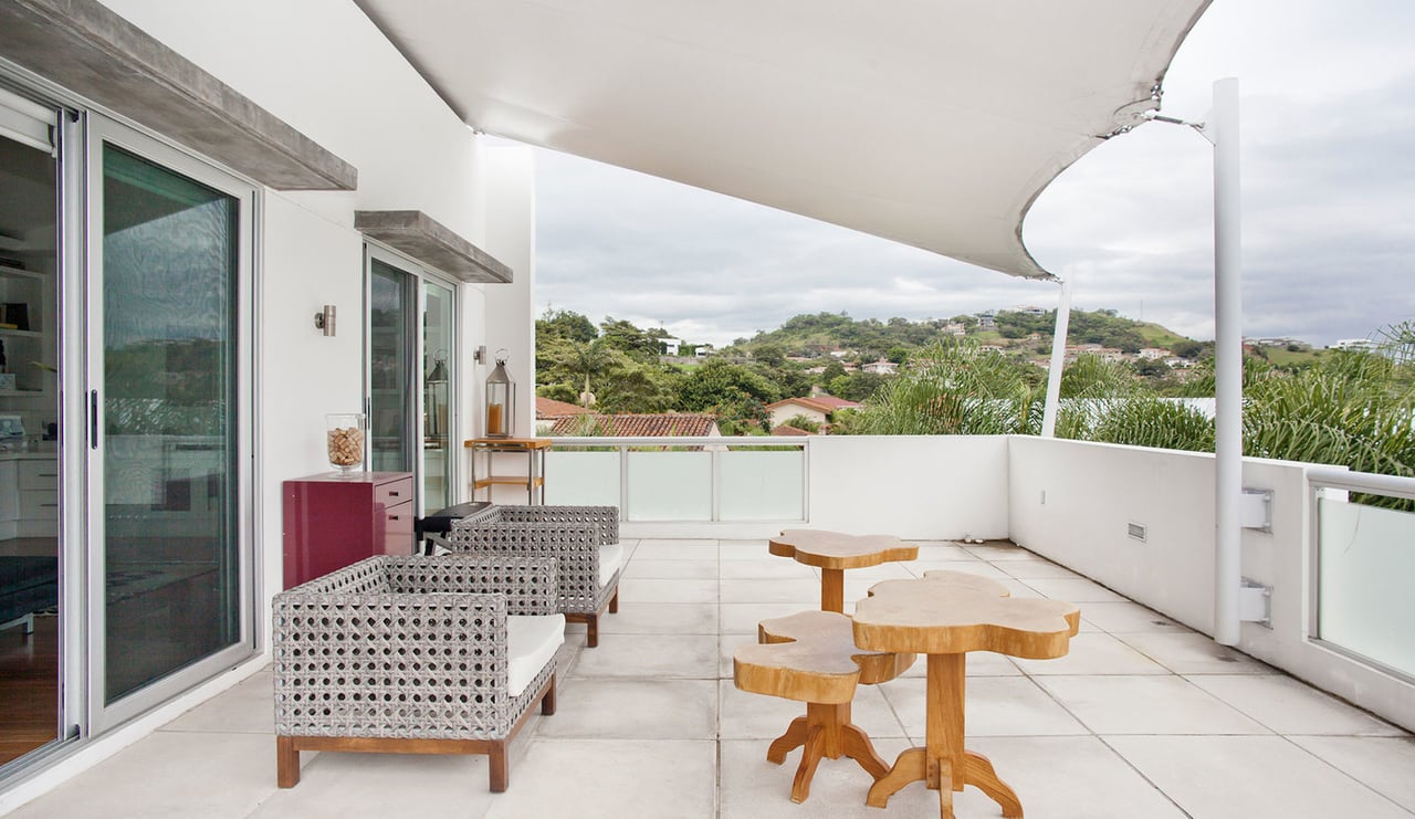 Contemporary Rooftop Terrace Home, Escazu, San Jose