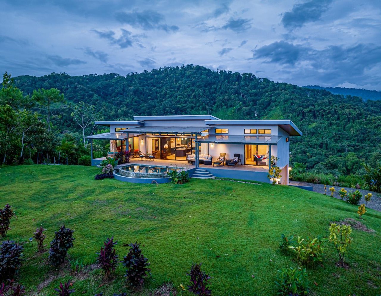 Endless Memories, 4 Bed Home and Two Guest Homes