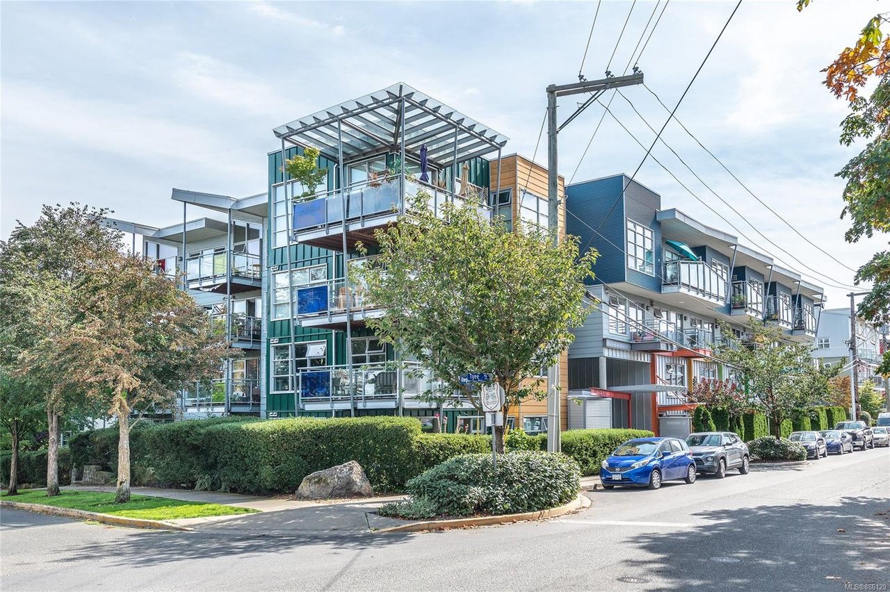 104-797 Tyee Rd
