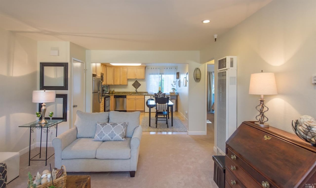 720 Petaluma Blvd S #12