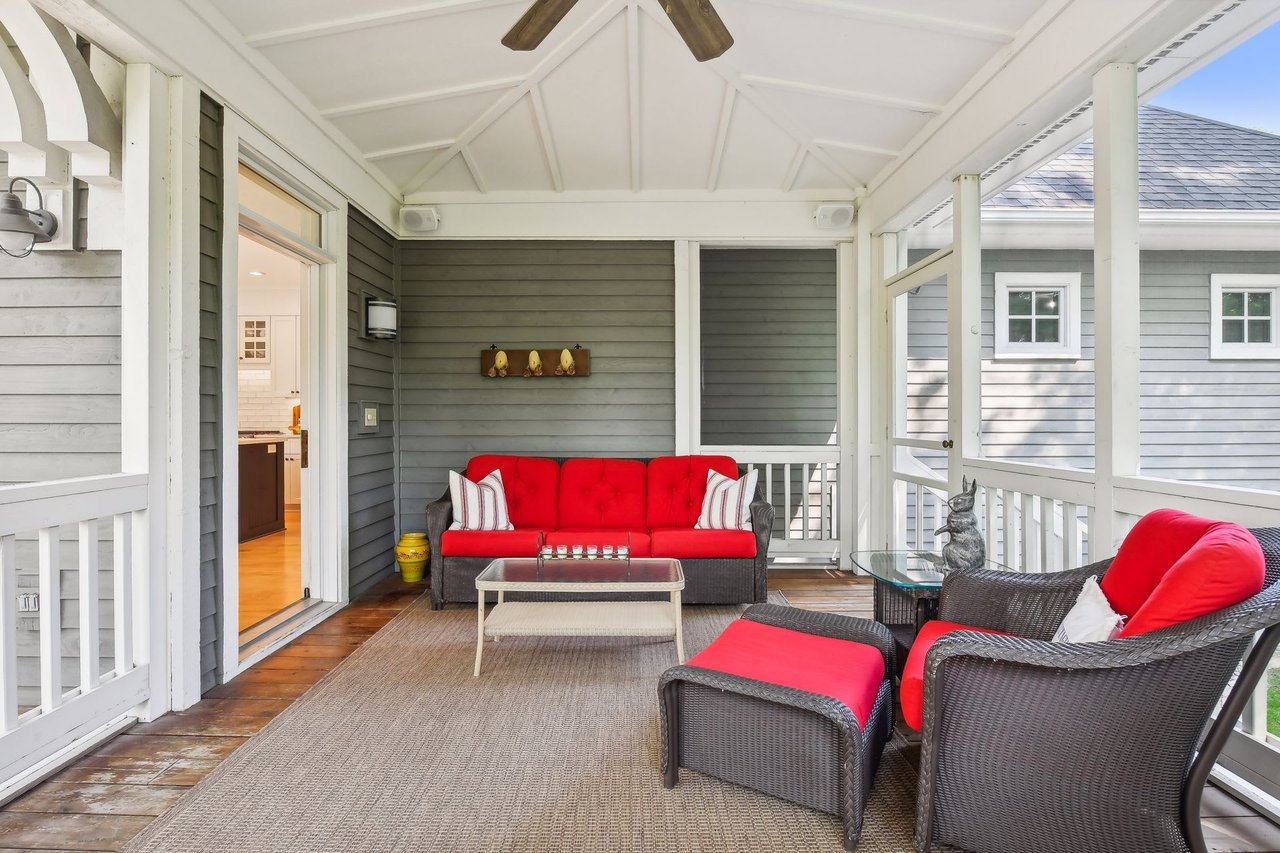 *PENDING* 20395 Linden Road, Deephaven