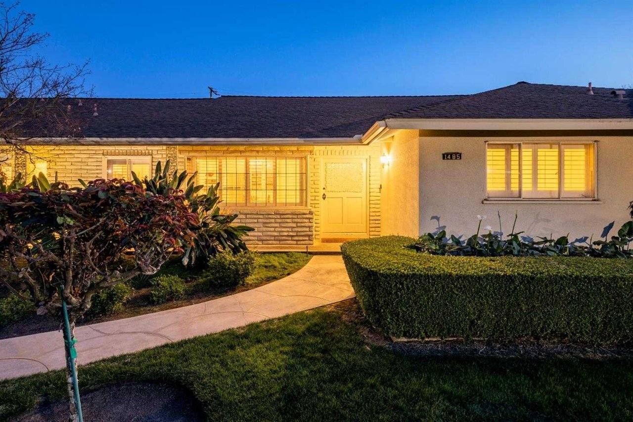 1485 W San Jose Ave