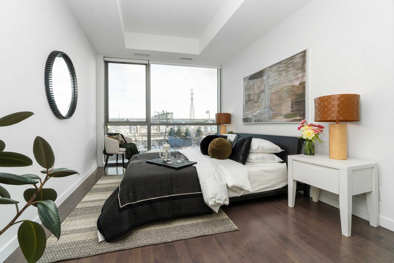 210-390 Cherry Street