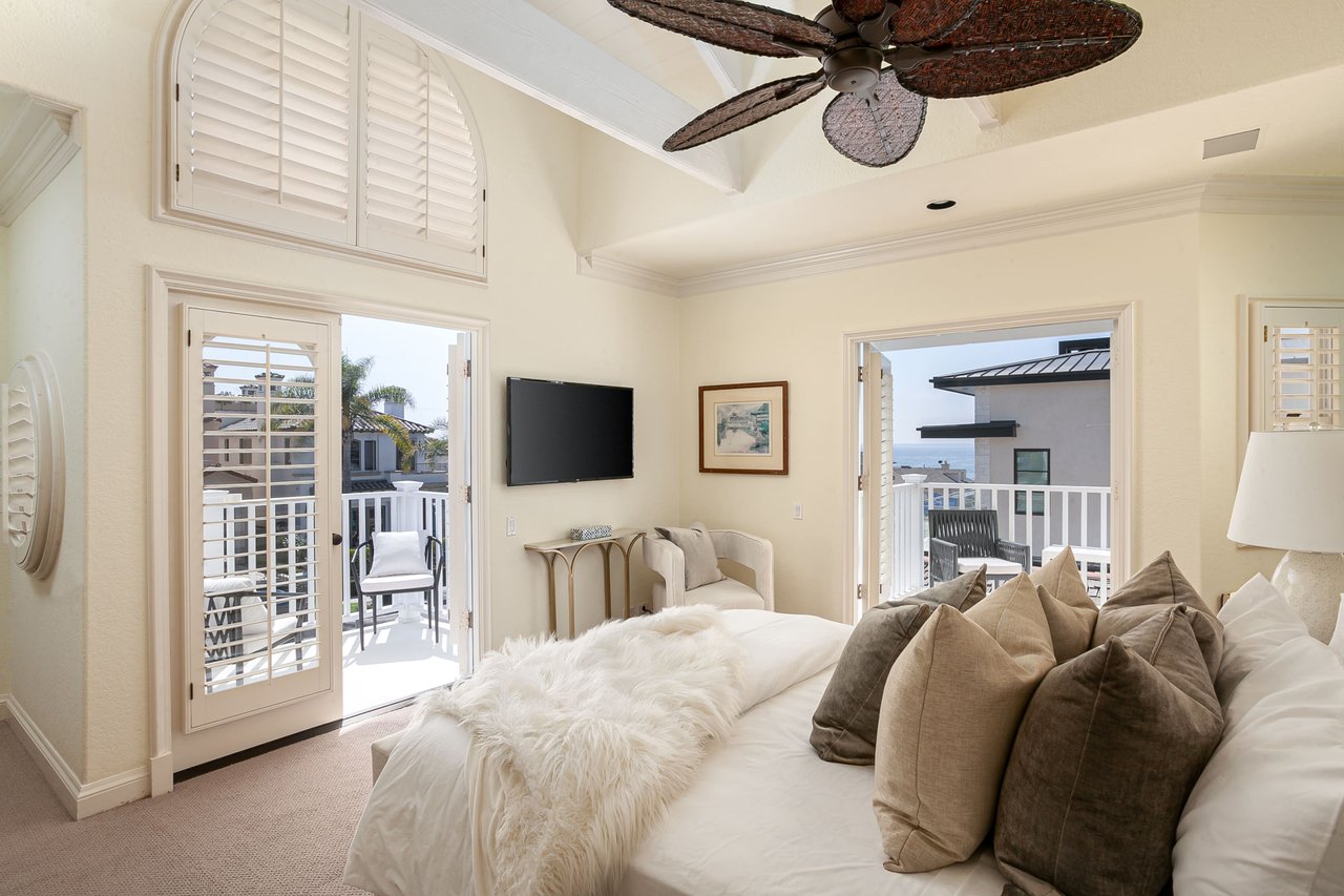223 Orchid Ave