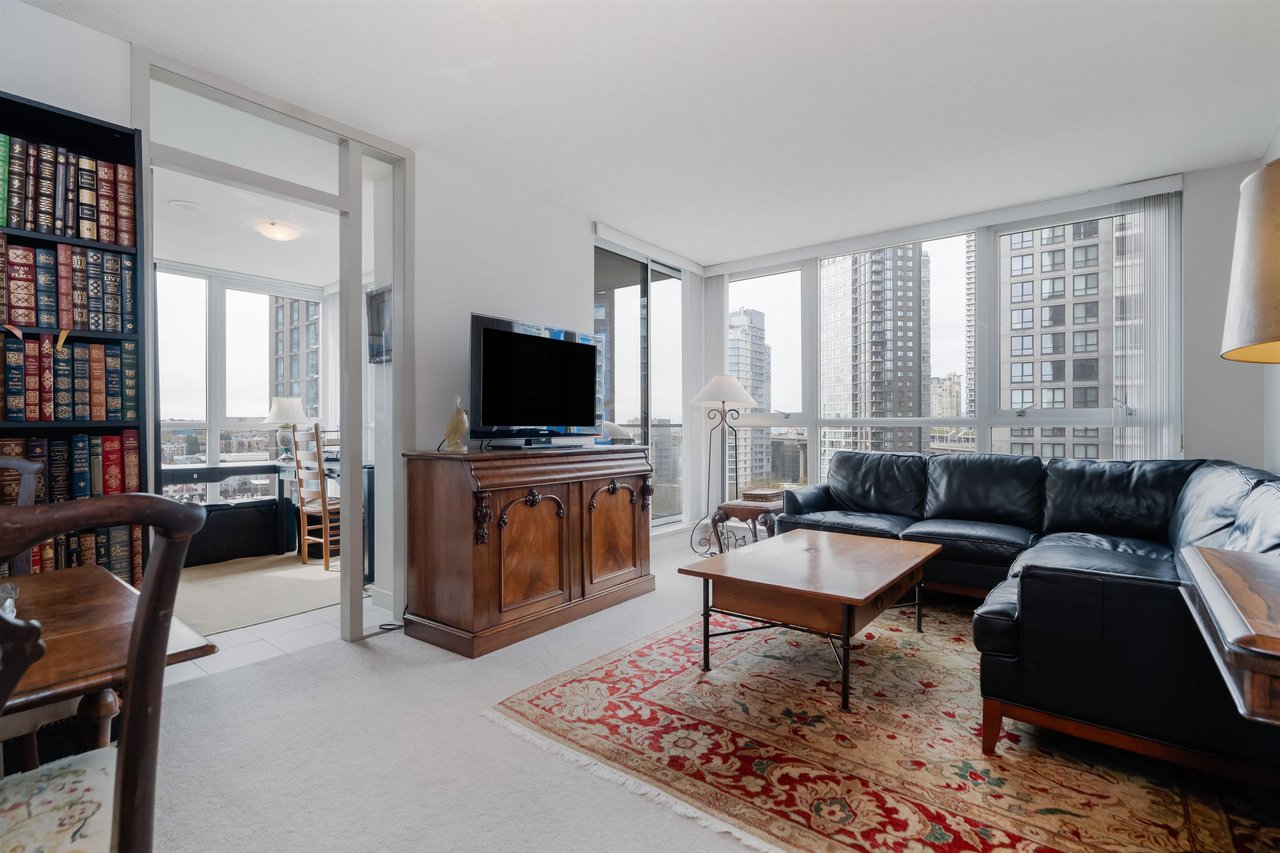1203-1408 Strathmore Mews