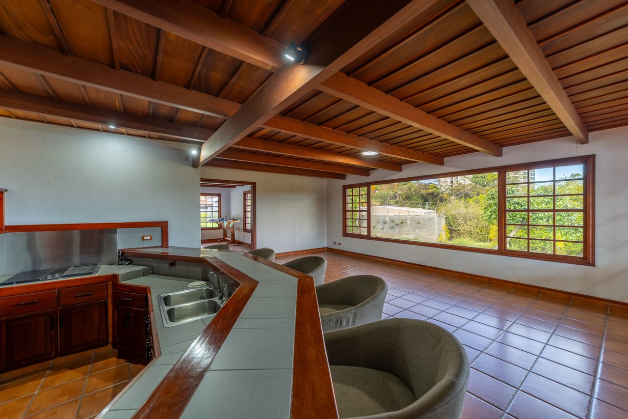 Private Gated Guest House Estate, Escazu, San Jose