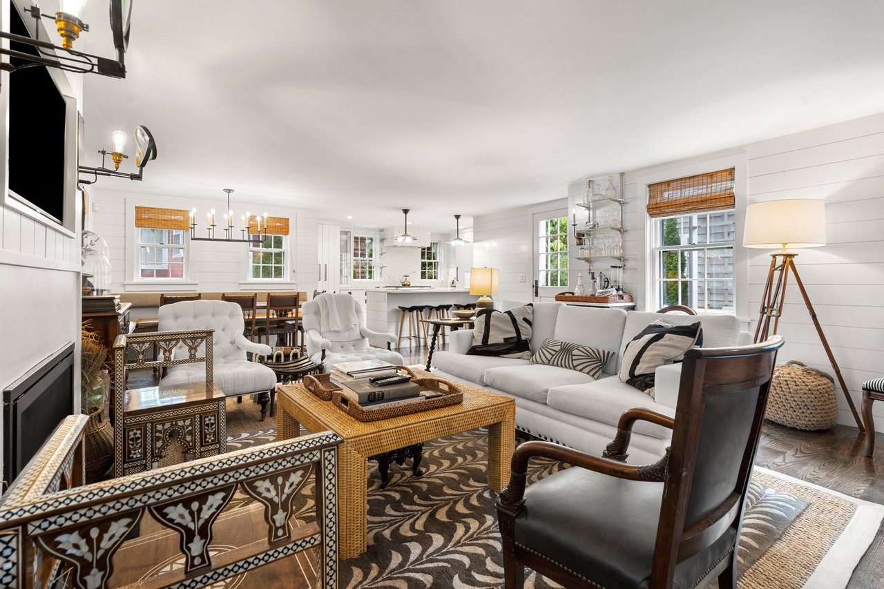 7 Judith Chase Ln - Guest House