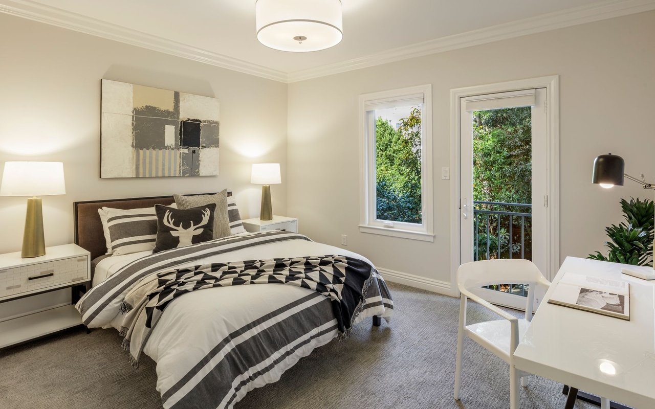 Renovated Marina Garden Condo