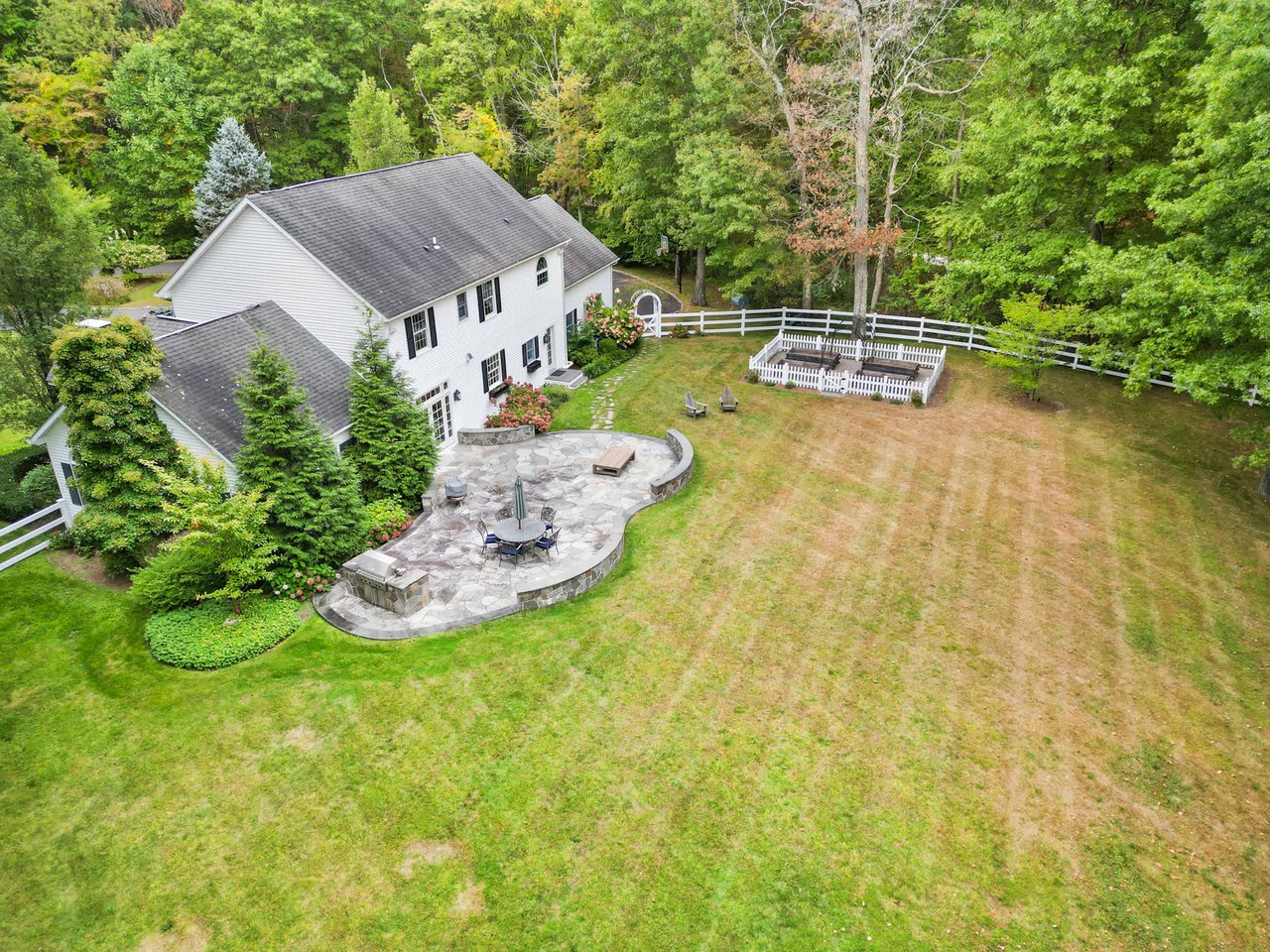 11 Beaver Pond Lane