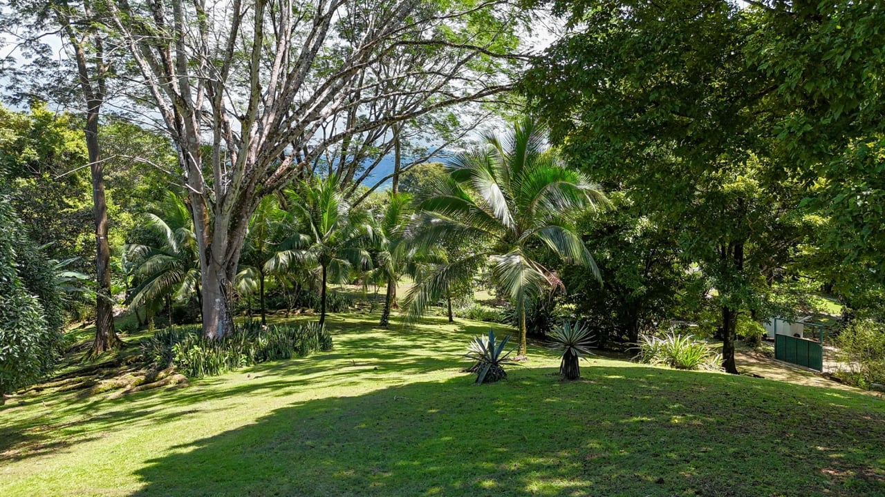 Land for Development, Ojochal, Puntarenas
