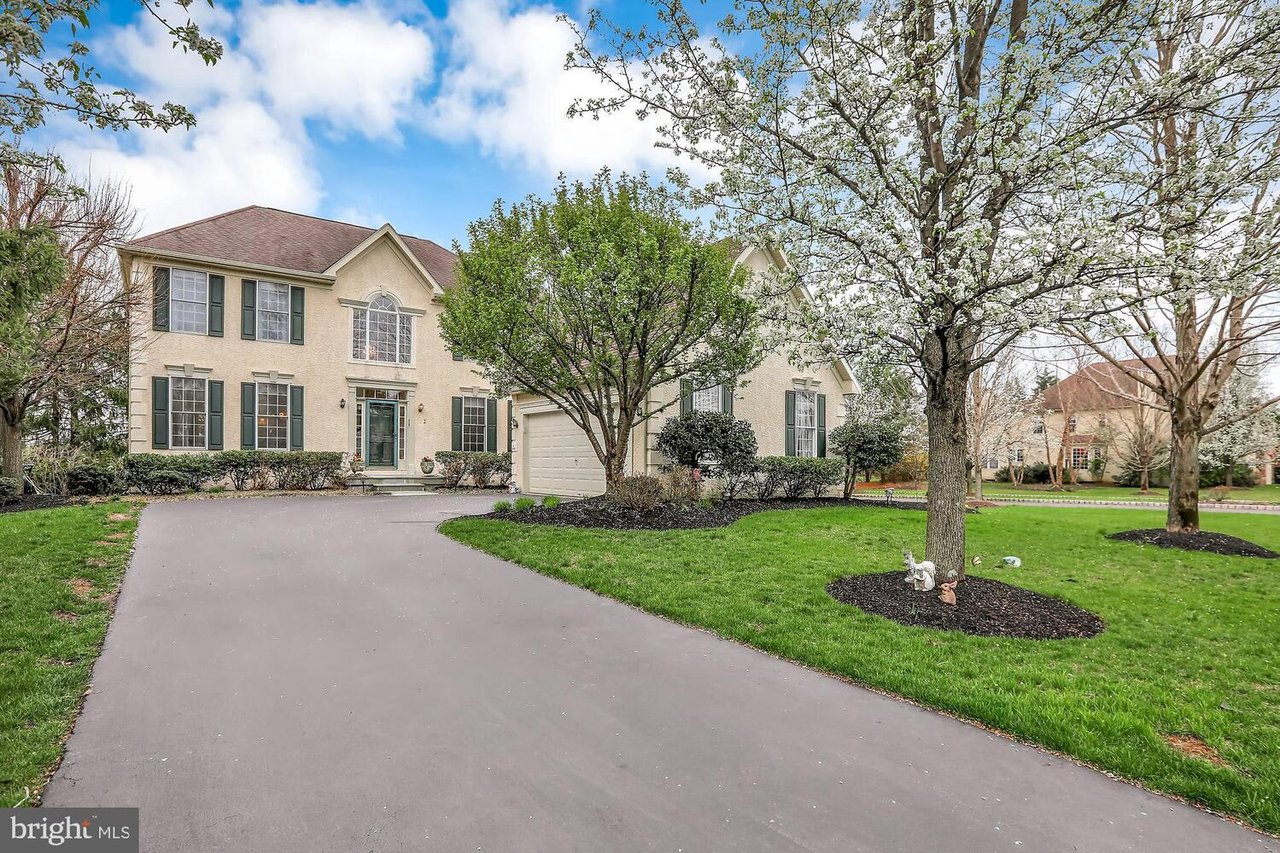 2 Lenape Dr