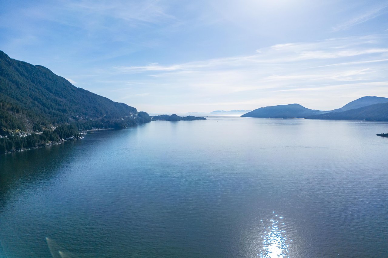 5383 Howe Sound