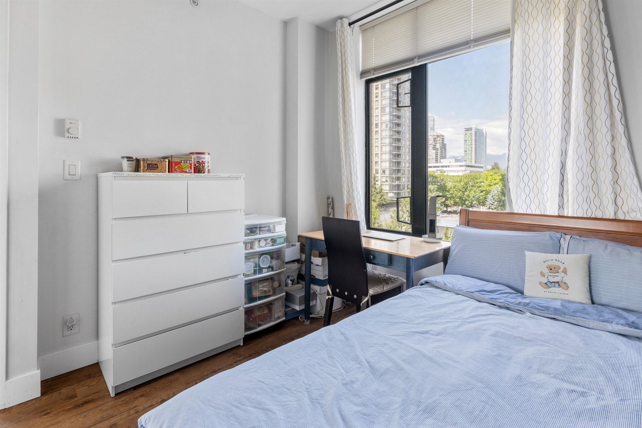 604-2355 Madison Ave