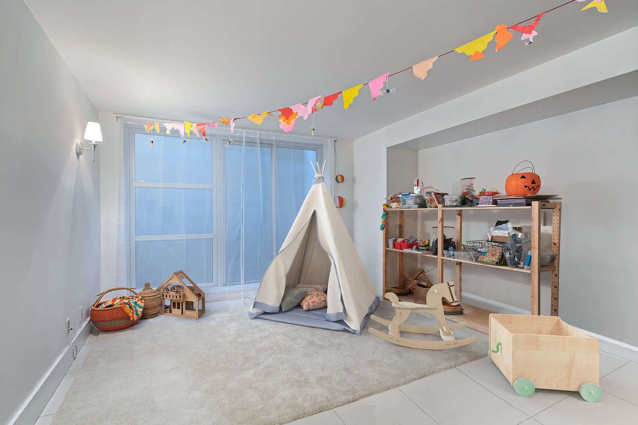 345 Union Ave, #1B
