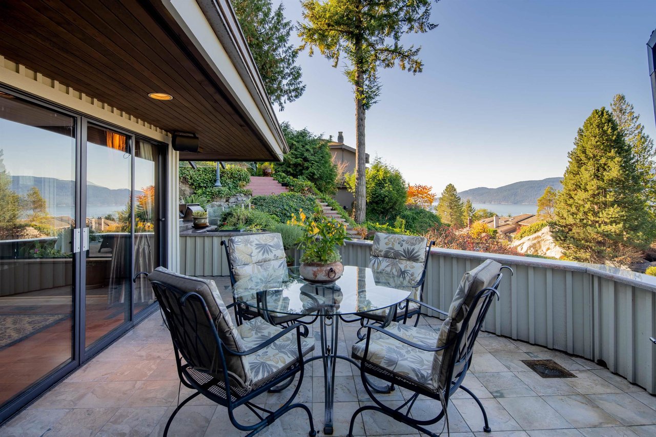 5270 Aspen Cres