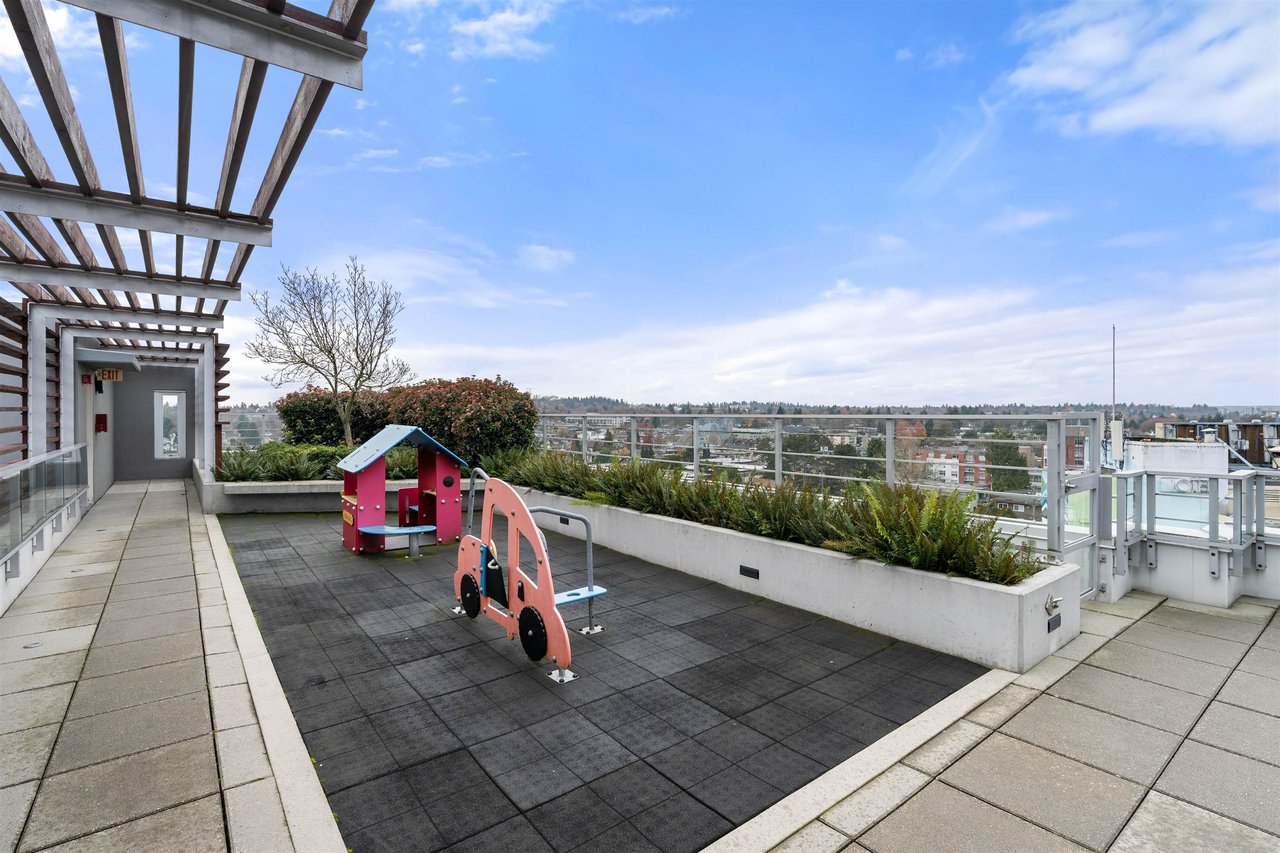 308-2788 Prince Edward St