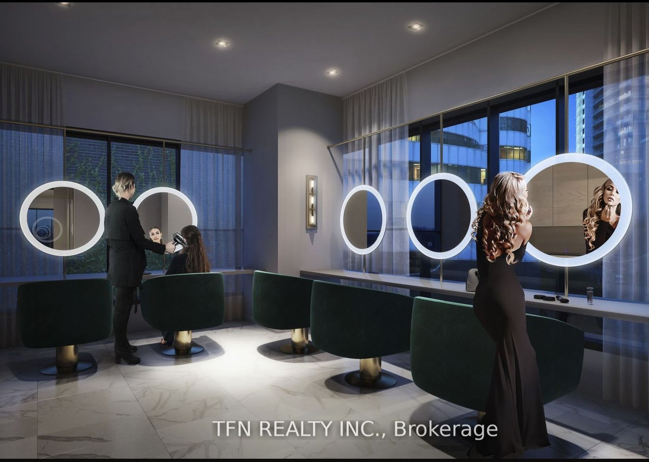 327 King St W Unit: 4103