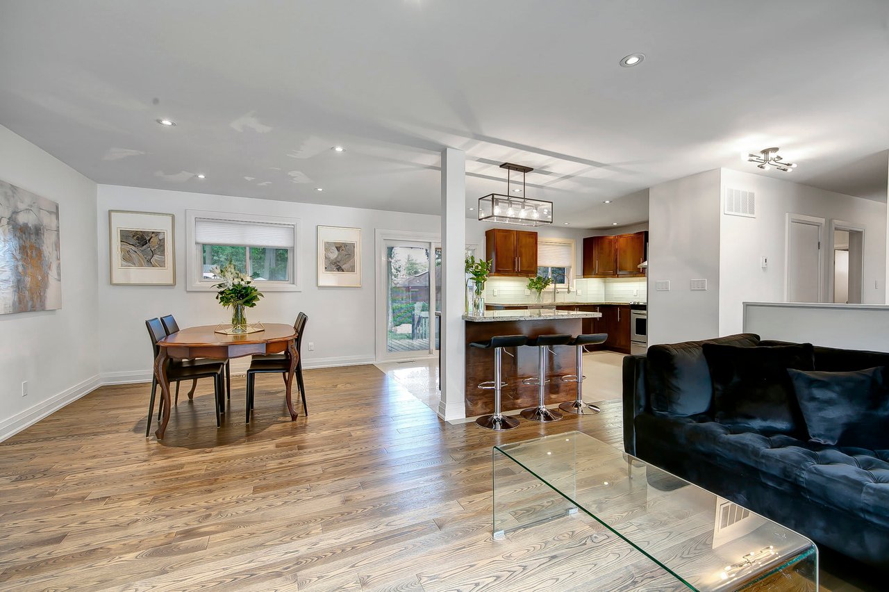 3177 The Credit Woodlands