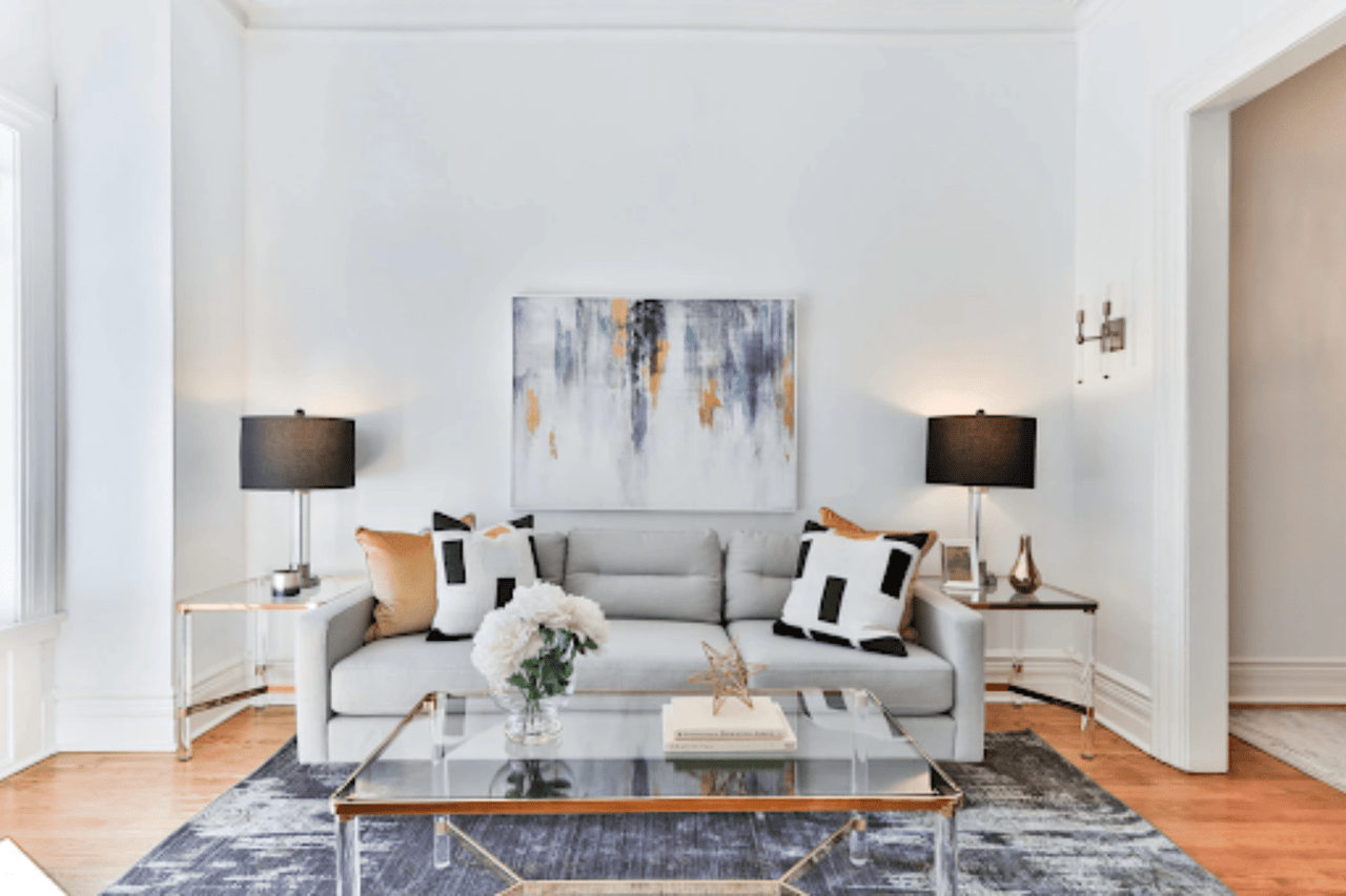 4 Reasons to Stage Your Lake Forest Home