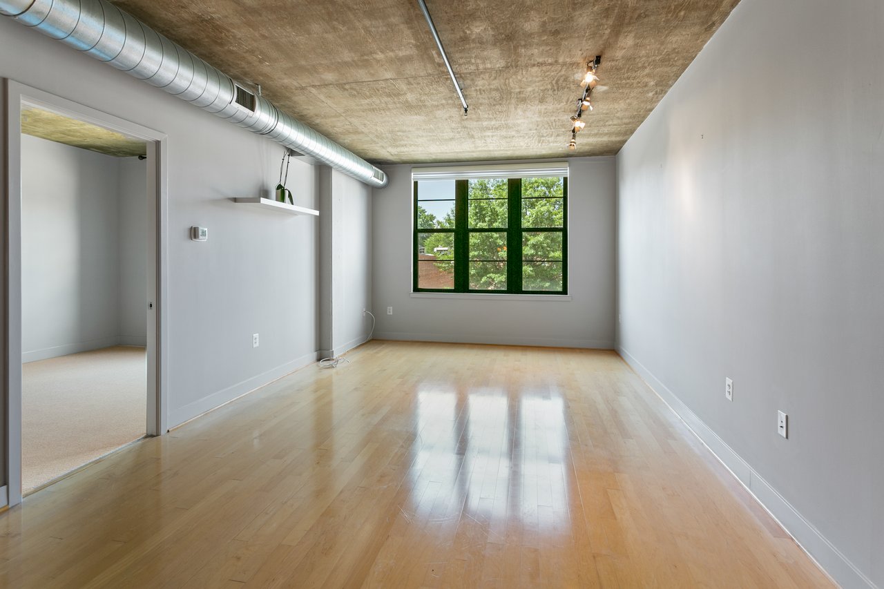 2125 14th St NW, #322