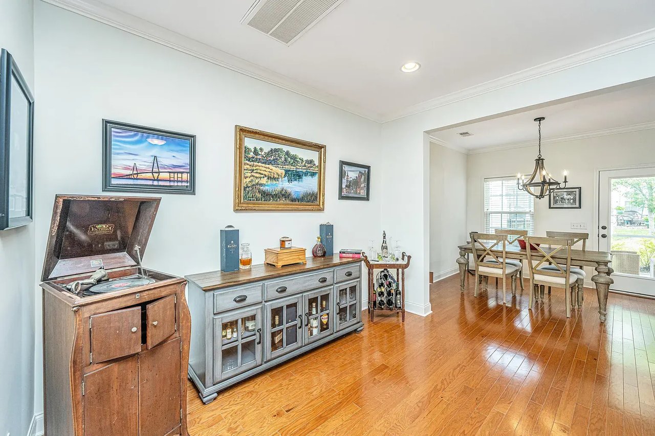 1174 Euclid Dr