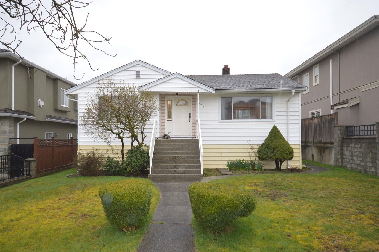 1523 Rosser Ave