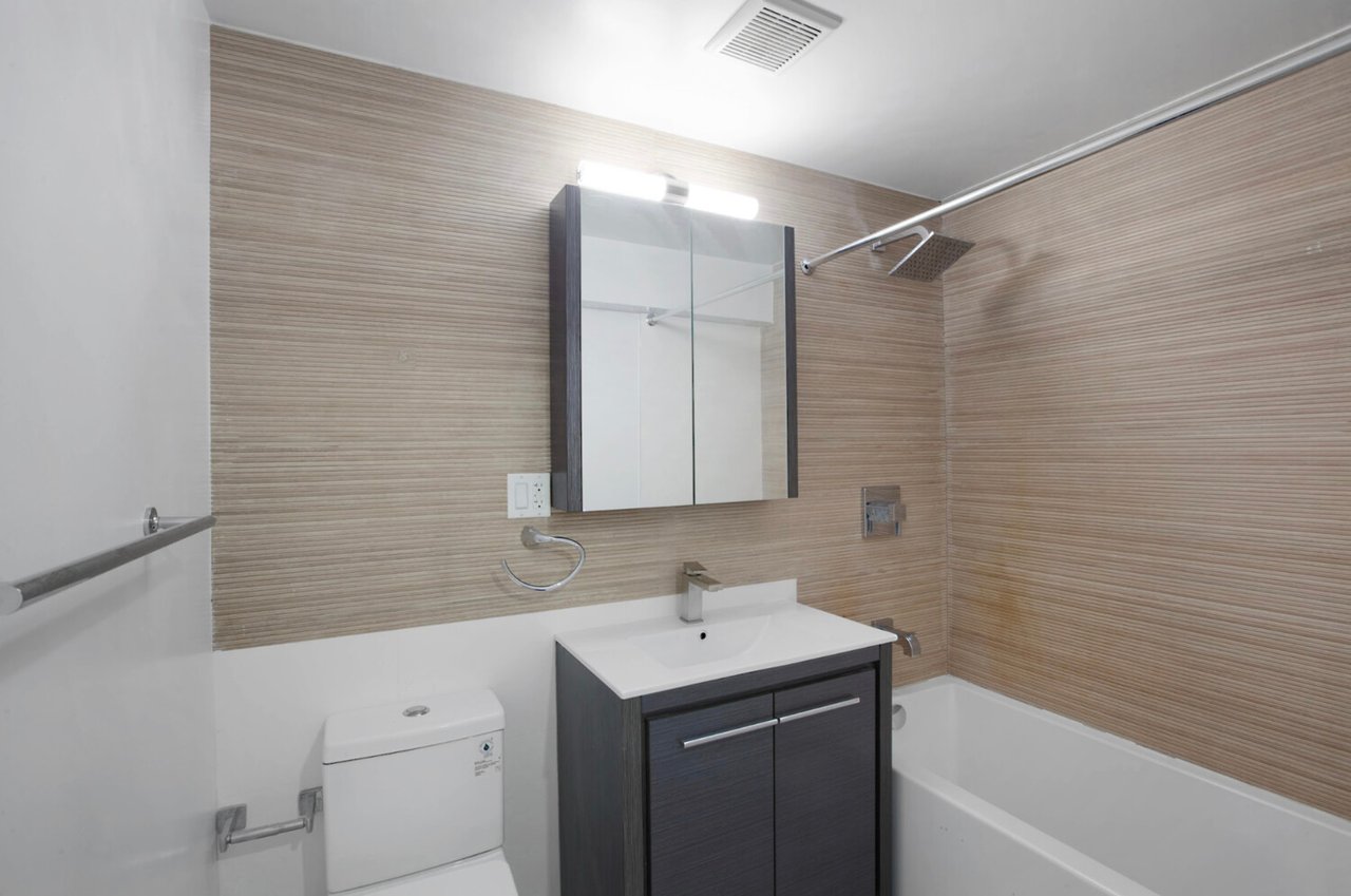 654 Putnam Avenue, Apt BB