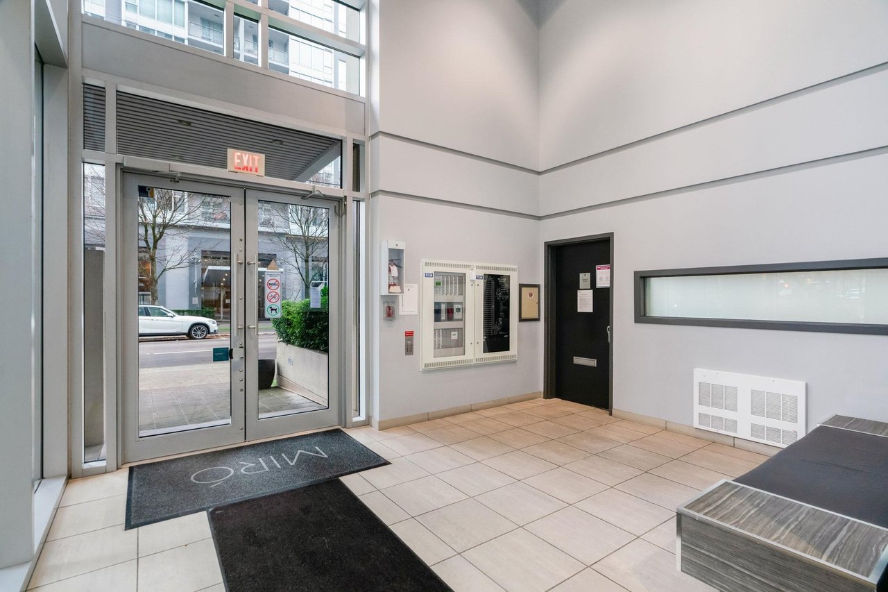 2103-1001 Richards Street, Vancouver