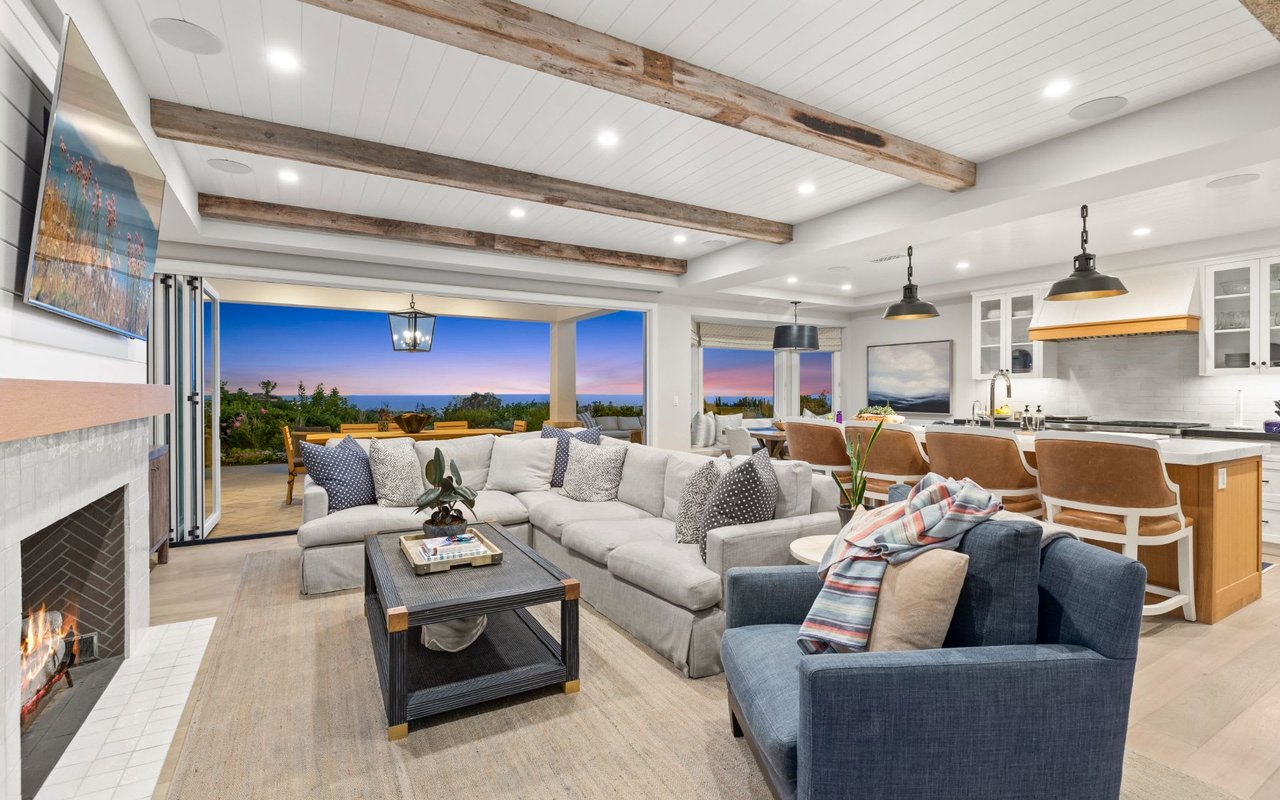 3809 Sandune Lane