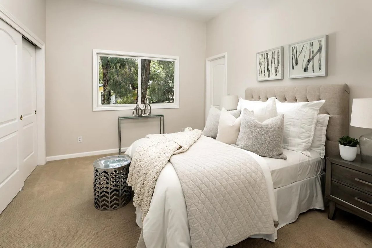 545 Valley View